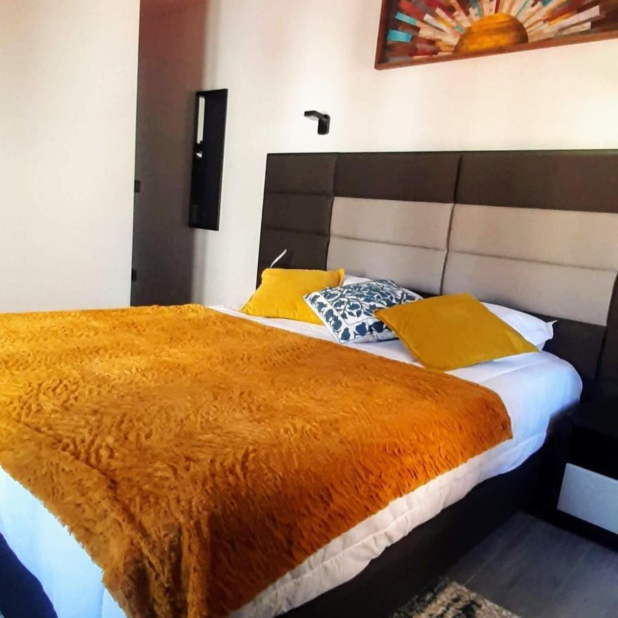 Taska Vila Velha Mirandela Exterior foto