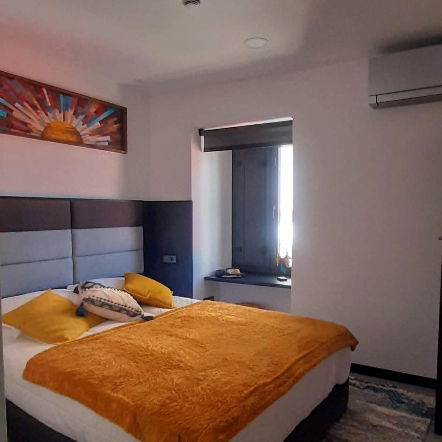Taska Vila Velha Mirandela Exterior foto